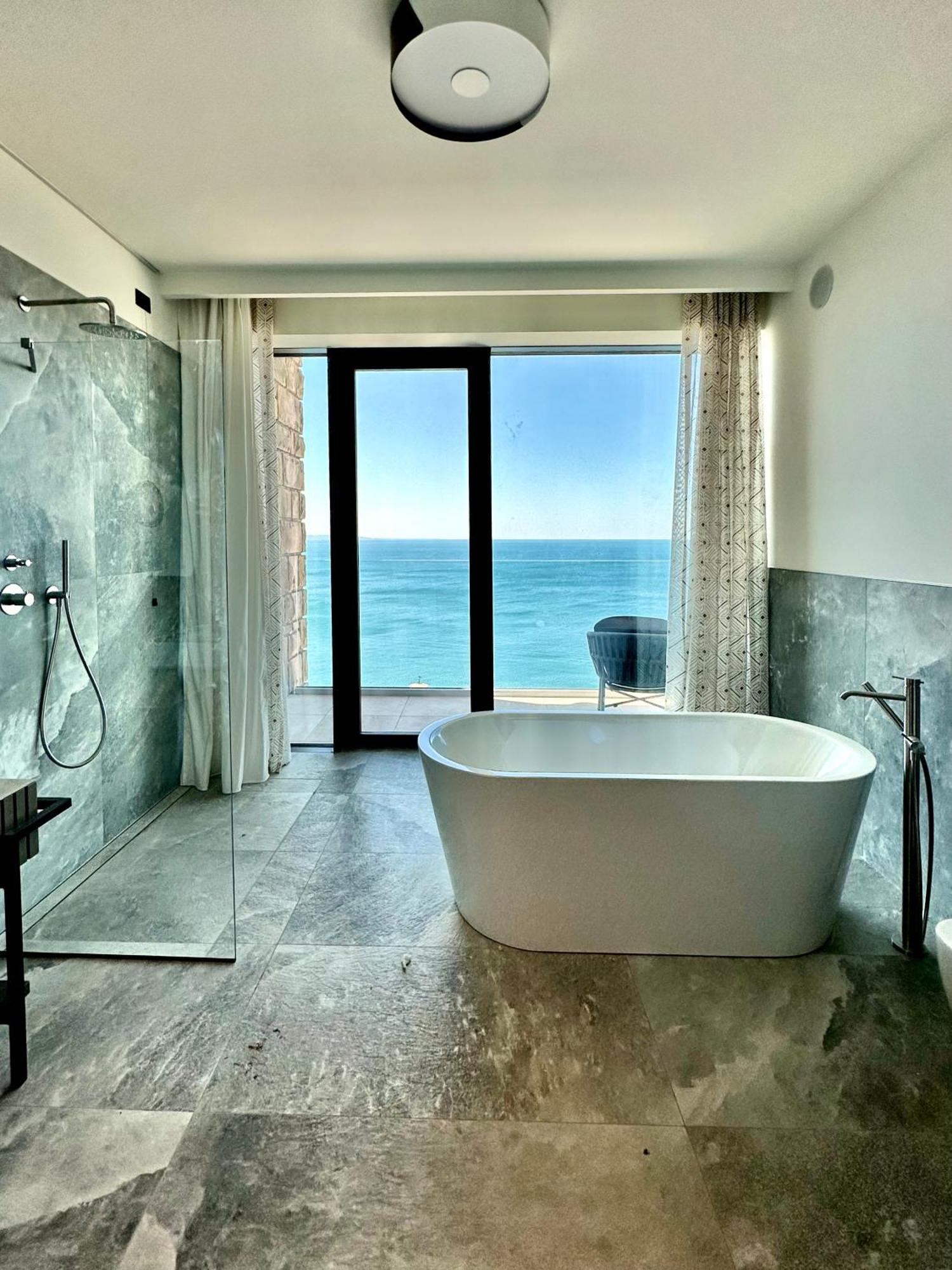 ترييستي Maximilian Suites المظهر الخارجي الصورة